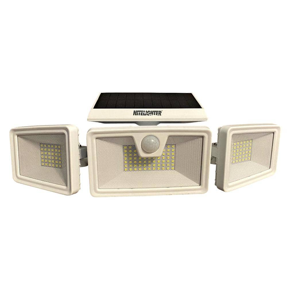 Nitelighter Motion Activated 270° Beam Angle Solar LED Light  Outdoor Floodlight  3 Rotating Lamps