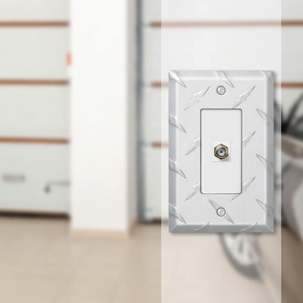 Diamond Plate 1 Gang Coax Aluminum Wall Plate - Aluminum