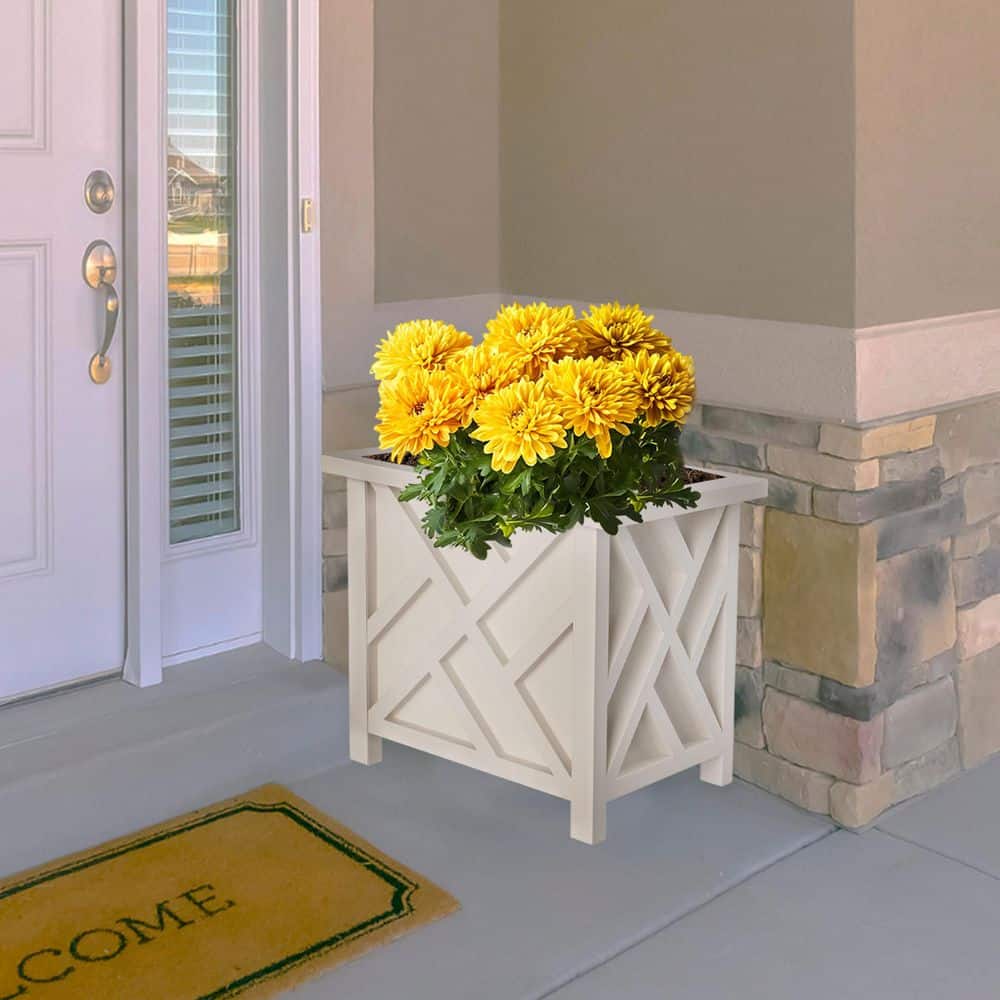White Polypropylene 15.5-Inch Lattice Design Outdoor Planter Box