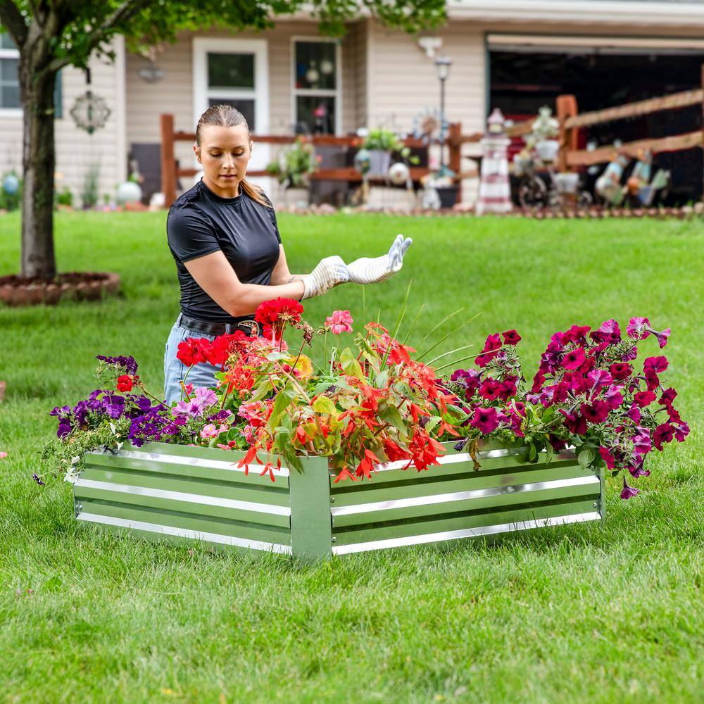 Silver Galvanized Steel Rectangle Raised Garden Bed for Outdoor Patio