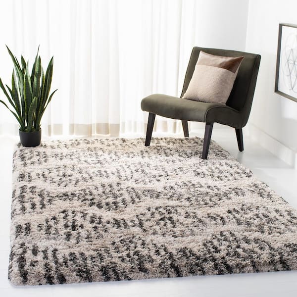 Iceland Shag 7 ft. x 7 ft. Cream/Gray Distressed Geometric Square Area Rug