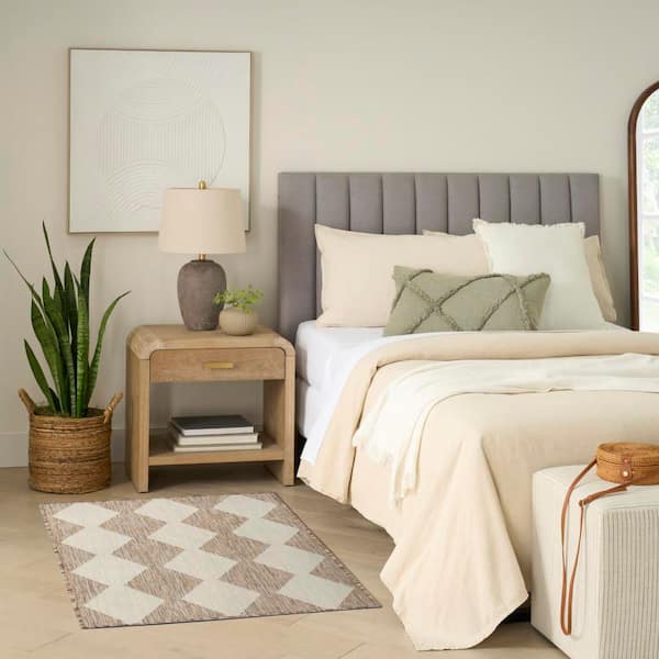 Positano Beige 2 ft. x 3 ft. Diamond Contemporary Area Rug