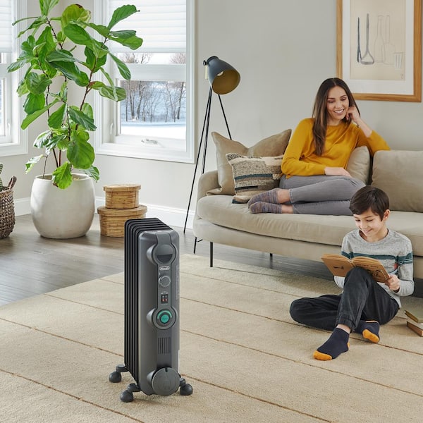 DeLonghi 1500-Watt Indoor Oil Filled Radiant Electric Space