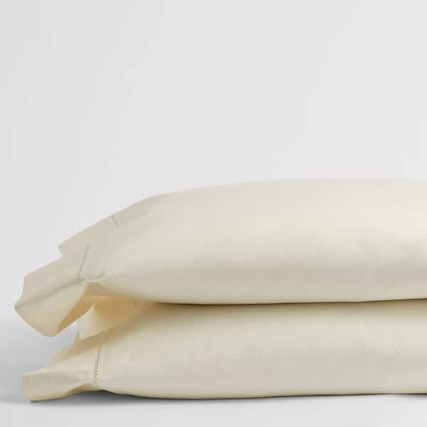 The Company Store Organic Ivory Solid 300-Thread Count Organic Cotton Sateen Standard Pillowcase (Set of 2)