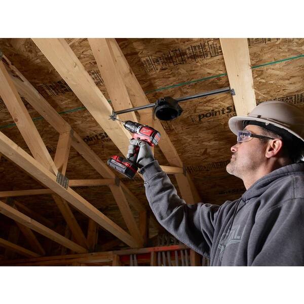 Milwaukee - M18 18-Volt Lithium-Ion Brushless Cordless 1/2 in. Compact Hammer Drill/Driver Kit W/ (2) 2.0Ah Batteries & Hard Case
