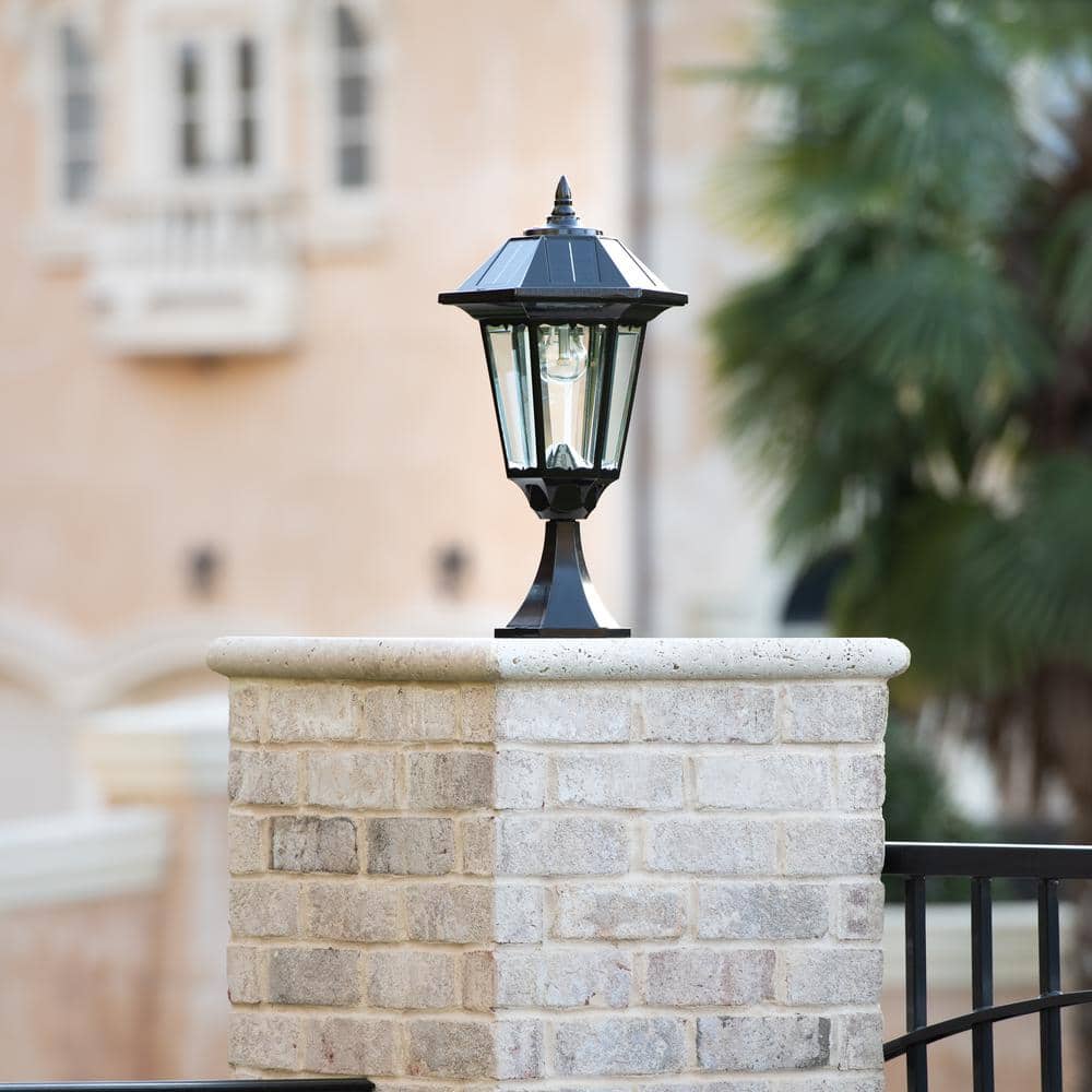Black Cast Aluminum Solar LED Outdoor Lamp Post Light