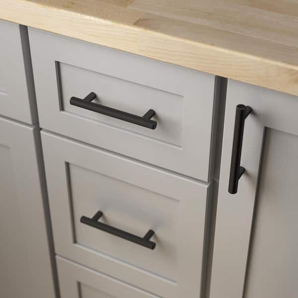 10-Pack Solid Bar 3-3/4 in. (96 mm) Modern Matte Black Cabinet Drawer Bar Pulls