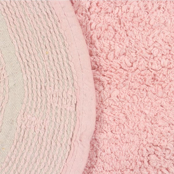 https://images.thdstatic.com/productImages/41b728e7-e10d-49b9-8c77-68649290448e/svn/pink-bathroom-rugs-bath-mats-bdr3pc17212154pi-31_600.jpg