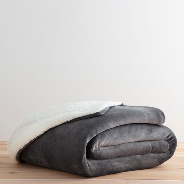 Brookside Reversible in Grey Fleece and Sherpa Blanket - Queen