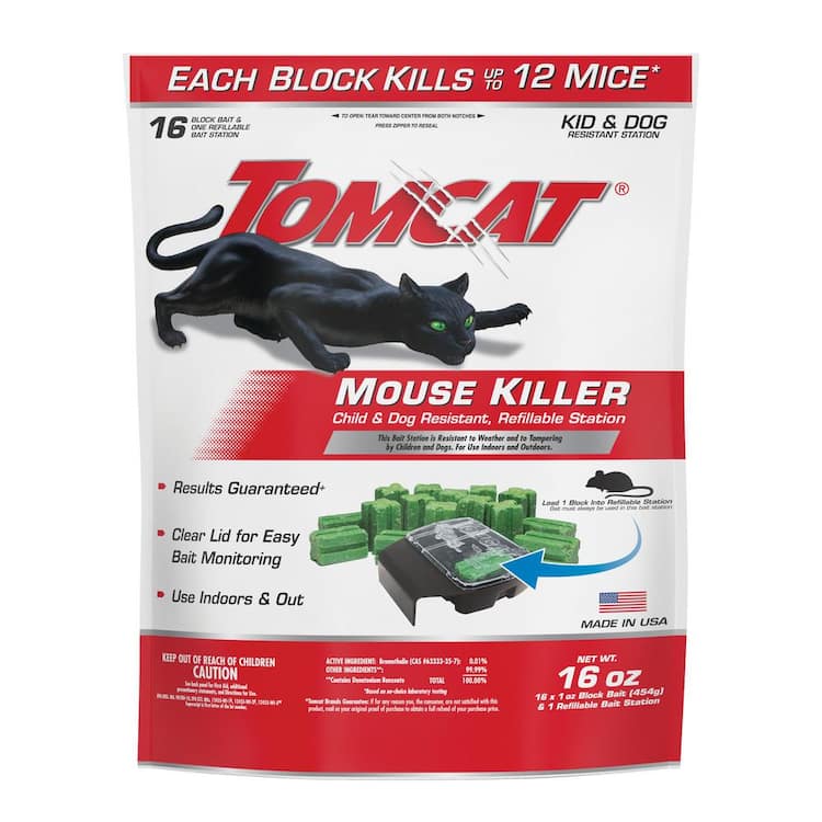 TOMCAT Mouse Killer, Child and Dog Resistant, 1 Refillable Indoor/Outdoor Station and 16 Poison Block Refills, Animal Bait