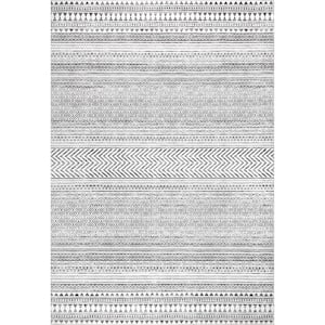 Tribal Banded Washable Gray 6 ft. x 6 ft. Indoor Round Area Rug