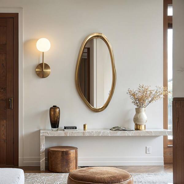 LuxenHome 15.25 in. W x 29.5 in. H Oval Gold Iron Metal