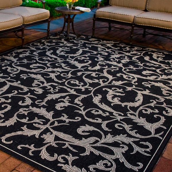 Courtyard Black/Sand 7 ft. x 7 ft. Square Border Indoor/Outdoor Patio  Area Rug