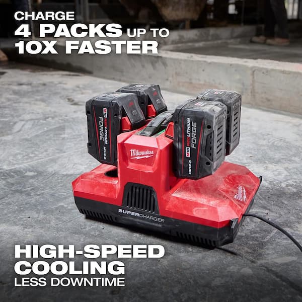 Milwaukee M12 & M18 12-Volt/18-Volt Lithium-Ion PACKOUT Four Bay 