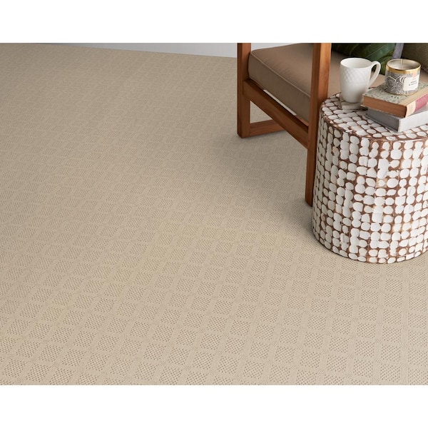 Desert Springs - Eggshell - Beige 13.2 ft. 33.94 oz. Wool Pattern Installed Carpet
