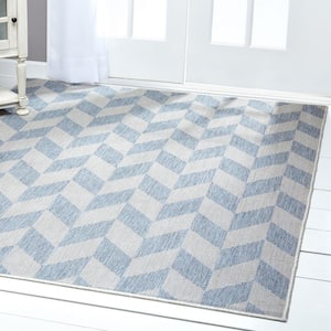 Patio Country Calla Blue/Gray 8 ft. x 10 ft.Geometric Indoor/Outdoor Area Rug