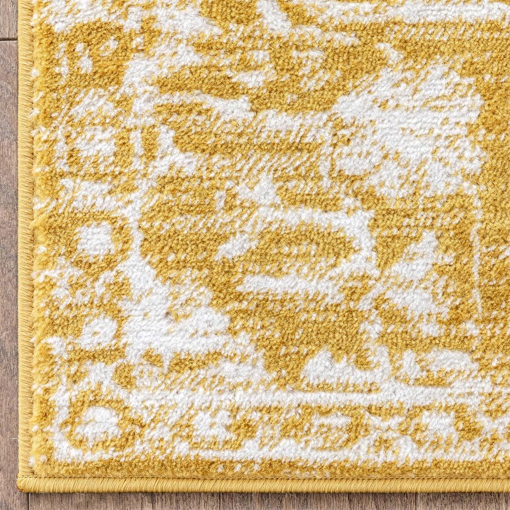 Dazzle Gold and White Floral Synthetic Area Rug, 3'11" x 5'3"