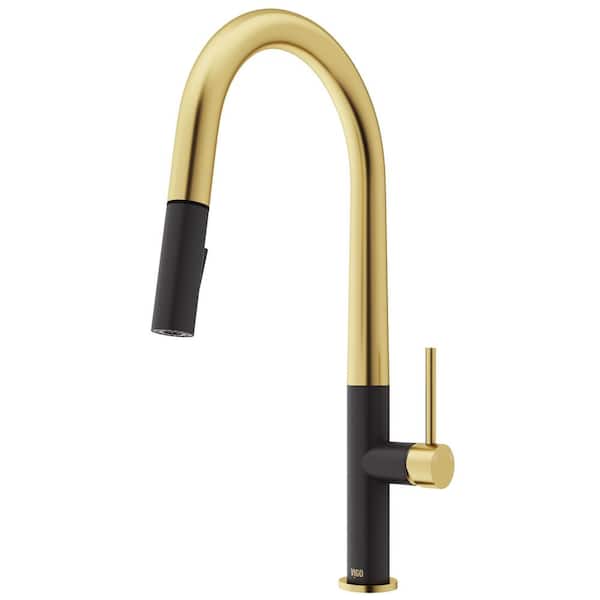 VIGO Greenwich Single Handle Pull-Down Sprayer Kitchen Faucet in Matte Brushed Gold and Matte Black