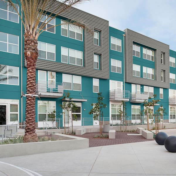 1 gal. #S-H-520 Peacock Tail Semi-Gloss Exterior Paint