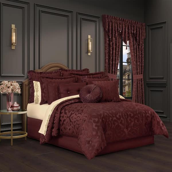 Le Grande Maroon 4-Piece. Maroon Polyester Queen Comforter Set 96 X 92 in.