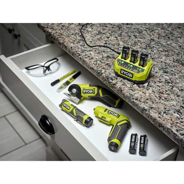 RYOBI - USB Lithium 3-Port Charger
