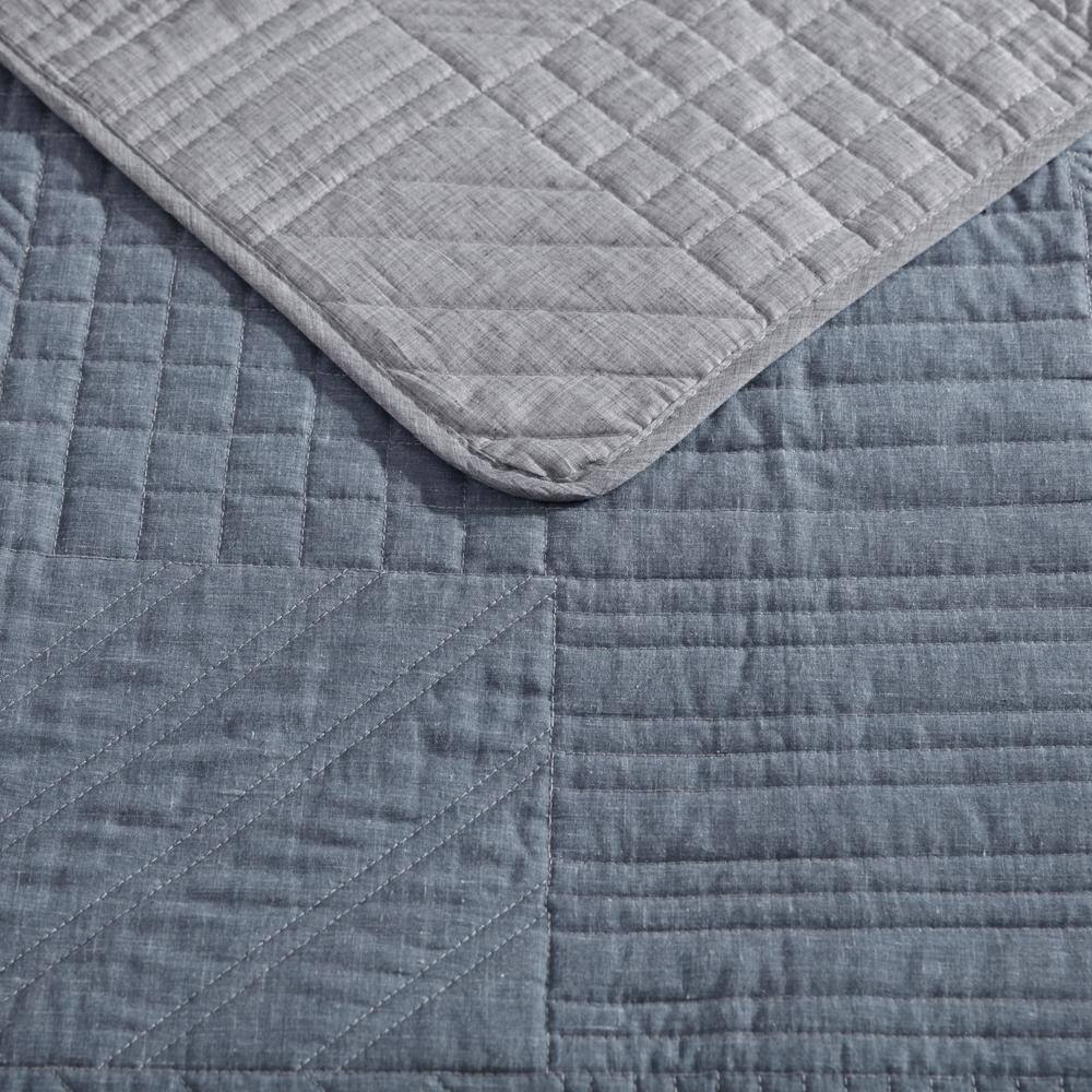 Casual Comfort Denim Blue & Chrome Gray Full Cotton Quilt Set