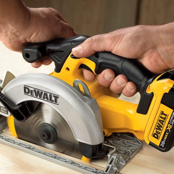 DEWALT 20V MAX XR Lithium-Ion Cordless Brushless Jigsaw with (2) 20V MAX XR  Premium Lithium-Ion 5.0 Ah Battery Packs DCS334BWCB205-2 - The Home Depot