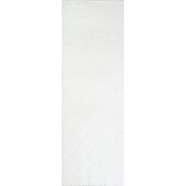 Amy SuperiorWash Casual Faux Rabbit Machine Washable Area White 3 ft. x 10 ft. Indoor Runner Rug