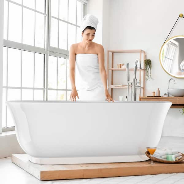 Getpro 67 in. Acrylic Freestanding Flatbottom Non-Whirlpool Soaking Bathtub Drain & Integrated Slotted Overflow in White