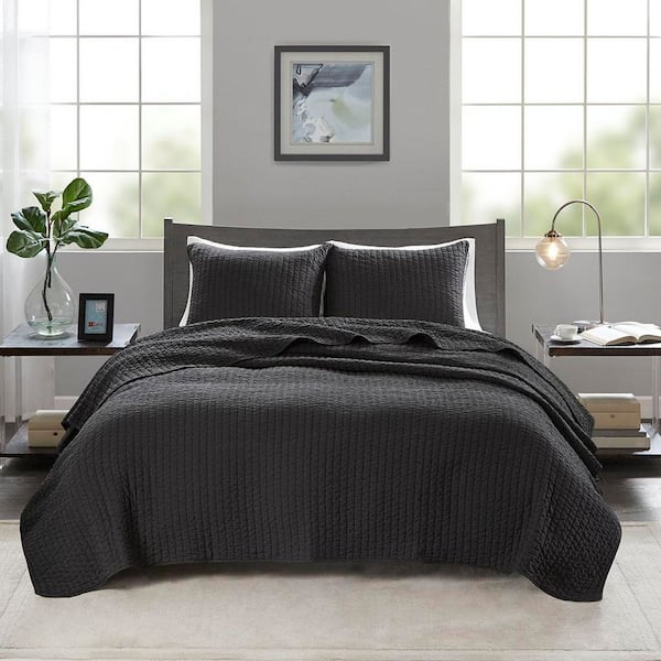 Madison Park Jaxson 2-Piece Black Microfiber Twin/Twin XL Quilt Set