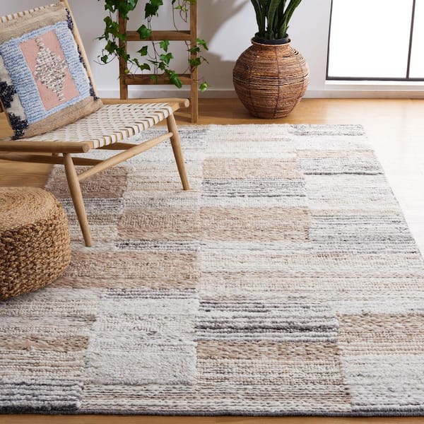 Casablanca 4 ft. x 6 ft. Natural/Ivory Geometric Striped Area Rug
