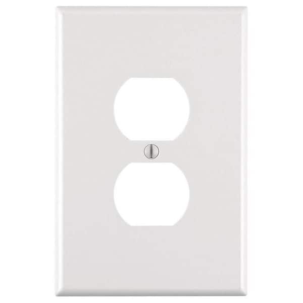 Leviton 1-Gang Jumbo Duplex Outlet Wall Plate, White