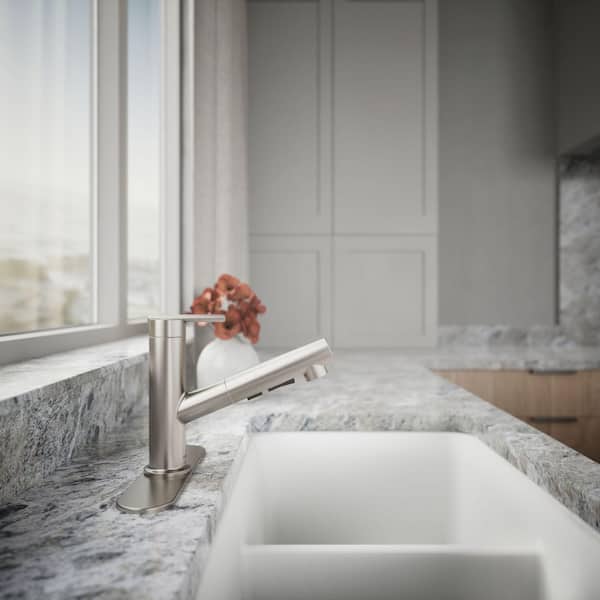KOHLER Crue Single-Handle Pull-Out Sprayer Kitchen Faucet in