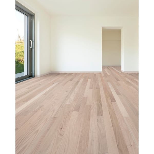 Beasley Red Oak 3/4 in. T x 2.25 in. W Select Unfinished Solid Hardwood Flooring (19.5 sq. ft./Case)