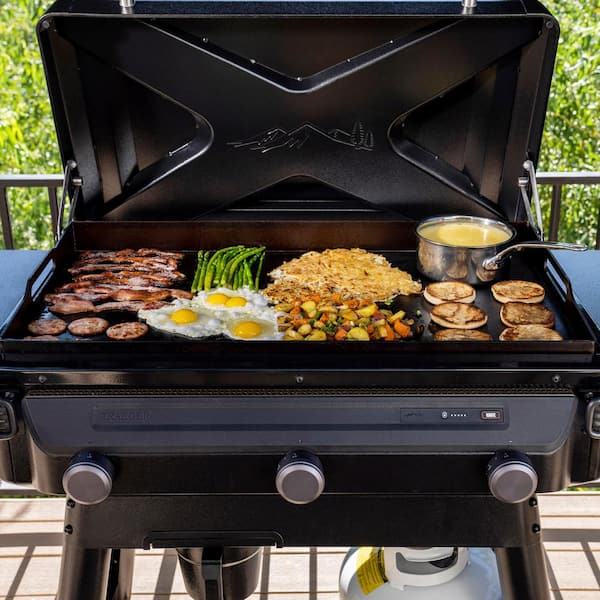 Camp Chef Flat Top Grill 900 6-Burner Propane Gas Grill in Black with  Griddle FTG900 - The Home Depot