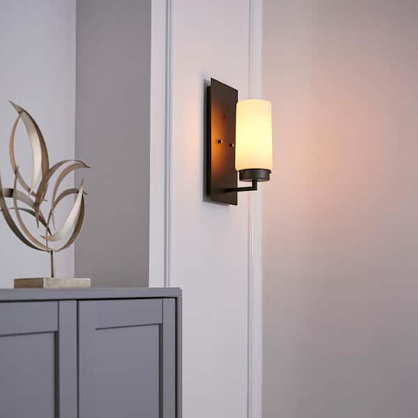 laney vanity sconce