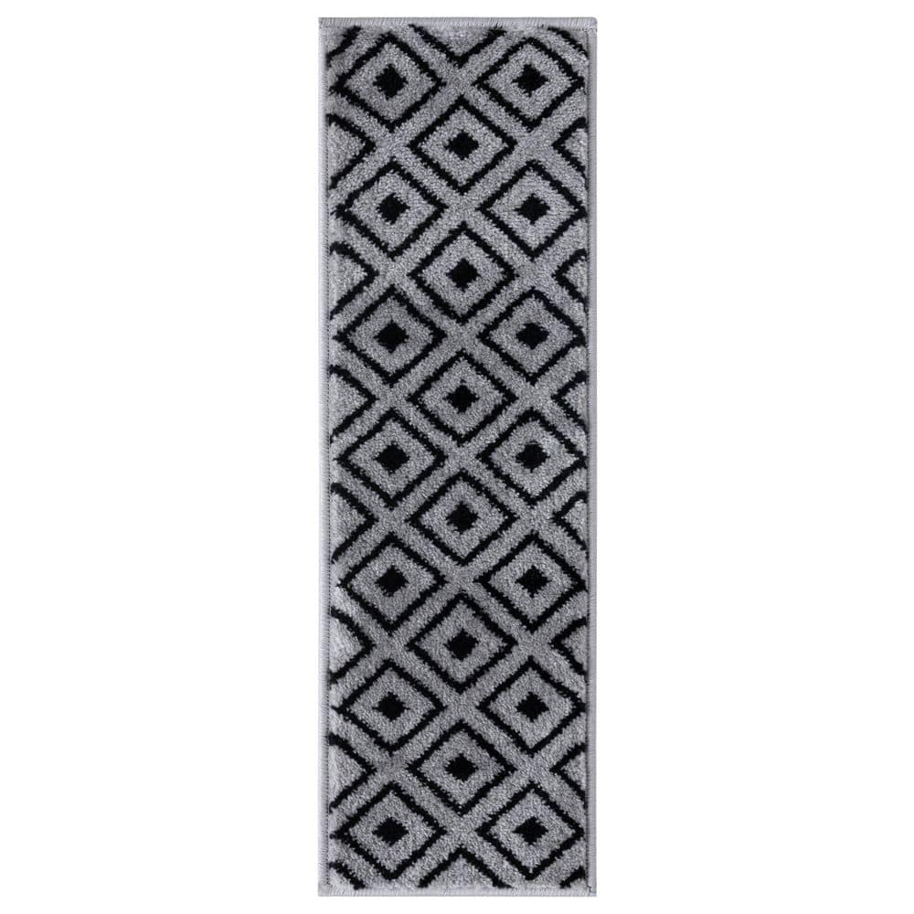Beverly Rug Valencia Dark Gray/Black 9 in. x 28 in. NonSlip Stair