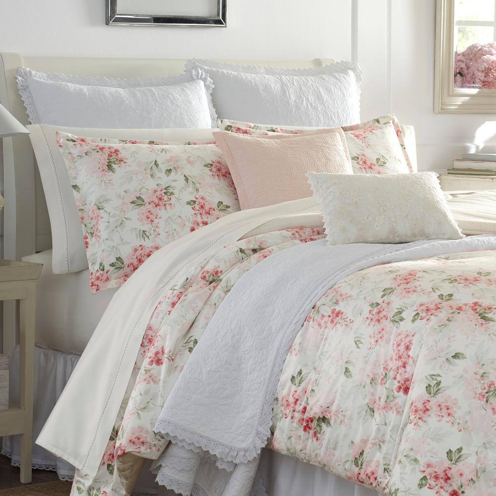 Laura Ashley Wisteria 3-Piece Pink Floral Plush Microfiber King Comforter Set - 2