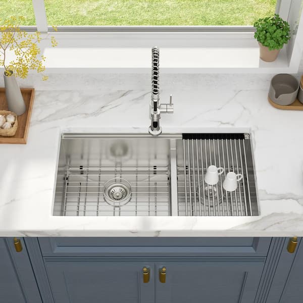 33 in. Undermount Low Divide 60/40 Double Bowl 16-Gauge Stainless Steel Workstation Kitchen Sink with Accessories