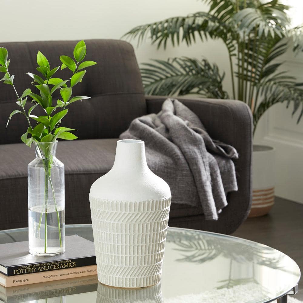 Eggshell White Textured Metal Decorative Table Vase