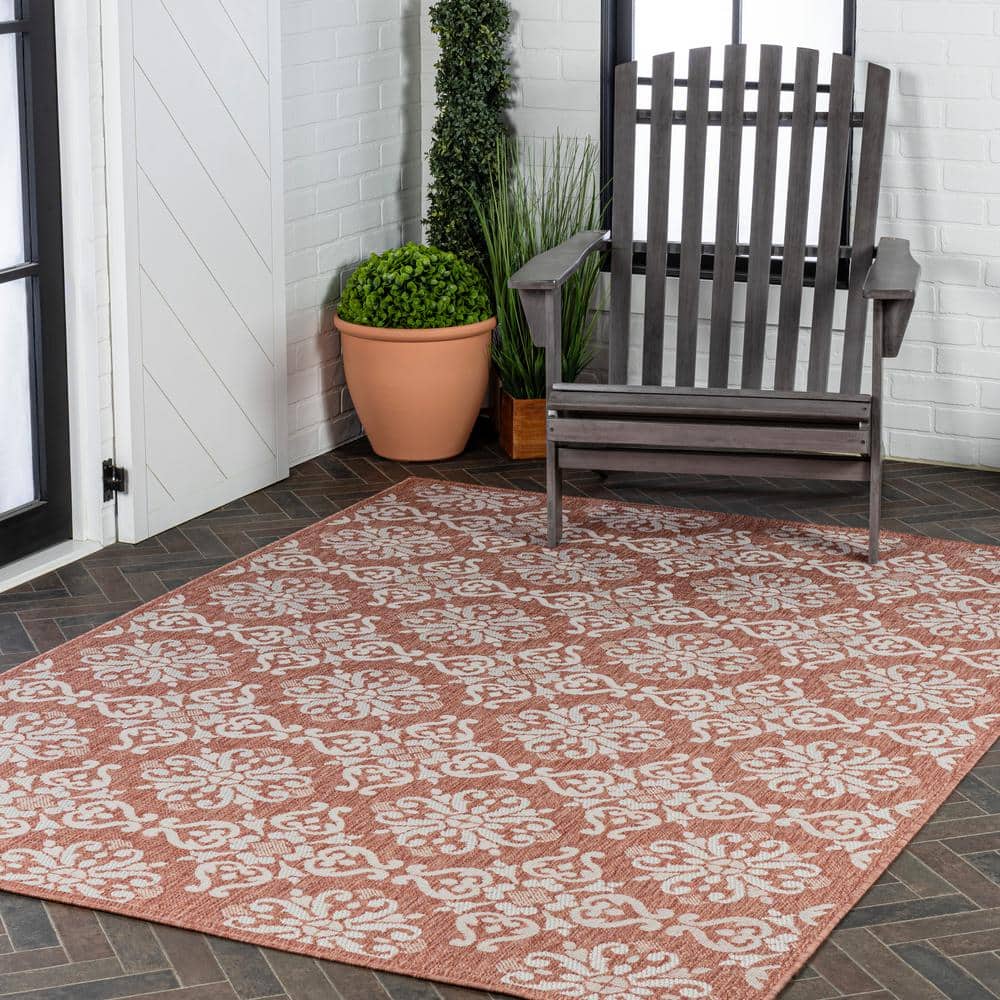 Salmon and Cream Synthetic Reversible 4' x 6' Area Rug