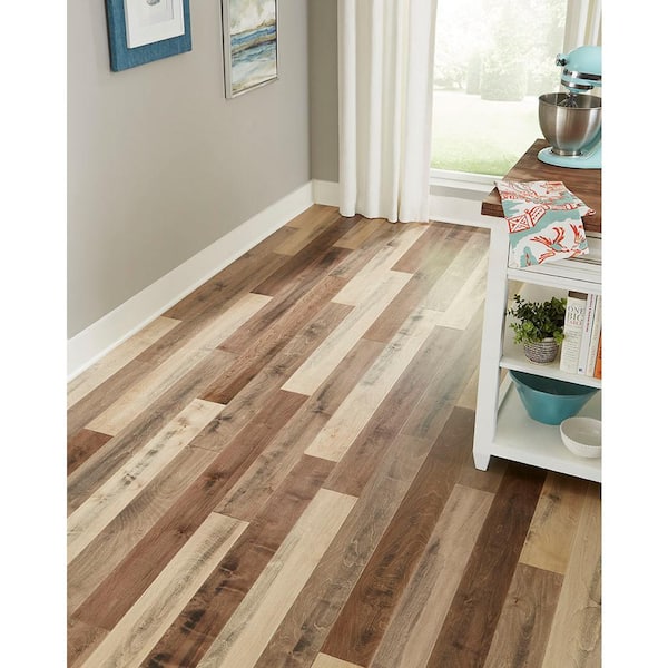 Homestead Birch 2/7 in. T x 5 in. W Click Lock Hand Scraped Engineered Hardwood Flooring (16.7 sq.ft./case)