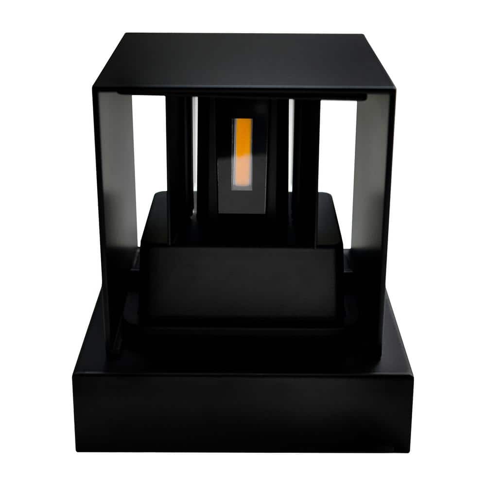 Black Metal 4-Inch Dimmable LED Wall Sconce