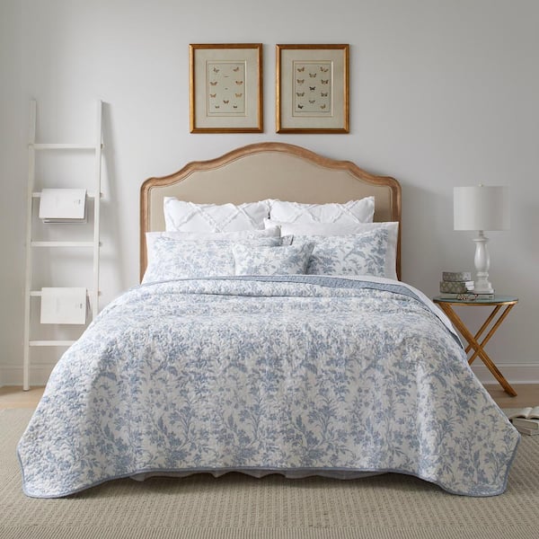 Laura Ashley Amberley 4-Pcs Reversible Blue and White Floral Cotton Full/Queen Quilt Set
