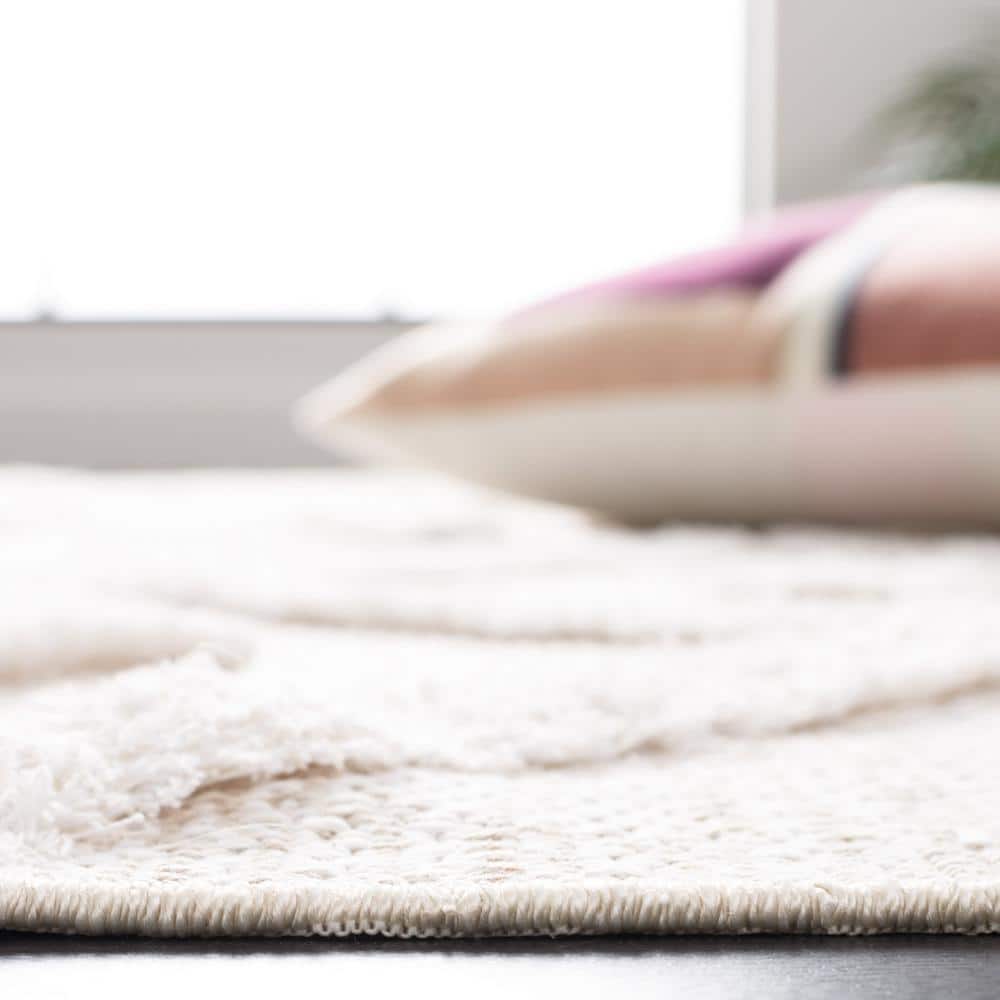 Beige and Ivory Geometric Synthetic Square Area Rug, 6'4" x 6'4"