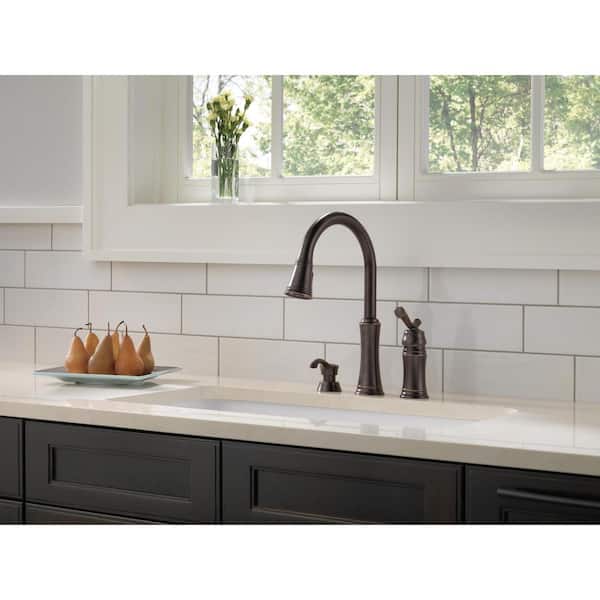 Delta Lakeview Single Handle Pull Down