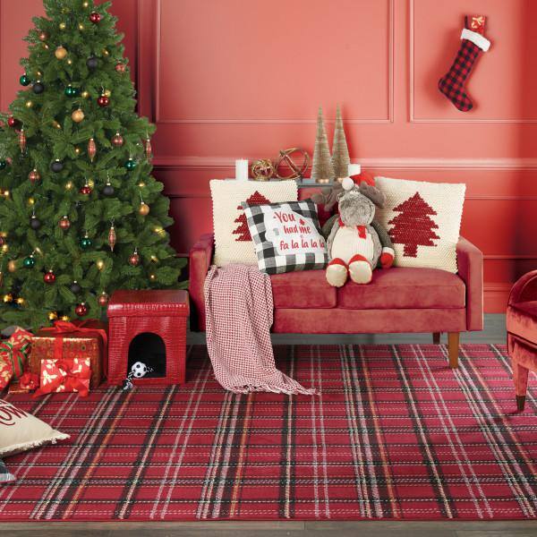 Red Plaid Rectangular Synthetic Area Rug 7' x 10'