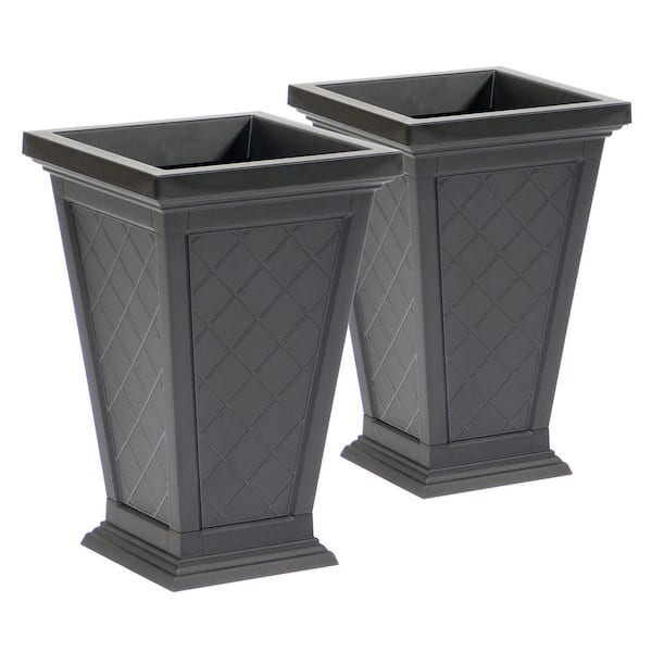 FCMP Outdoor Modemmo Argyle 22.5 in. Black Plastic Tall Self-Watering Planter (2-Pack)