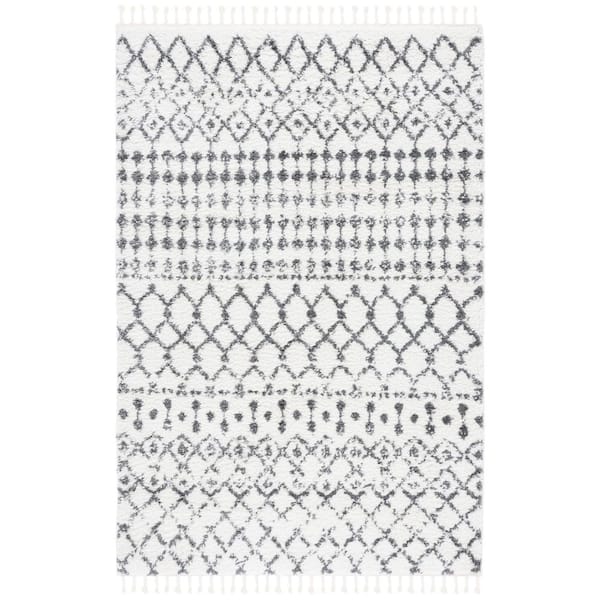 Berber Fringe Shag 4 x 6 Cream/Dark Gray Tribal Area Rug