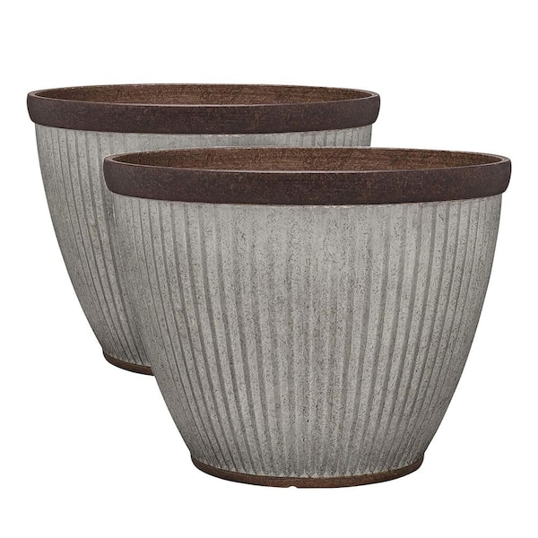 Southern Patio 20.5 Inch Rustic Resin Outdoor Planter Urn (2 Pack)